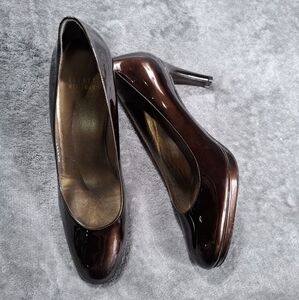 Stuart Weitzman Patent Leather Platform Choco Brown Heels Pumps Round Toe 9.5